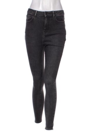 Damen Jeans Beloved, Größe M, Farbe Schwarz, Preis 15,00 €
