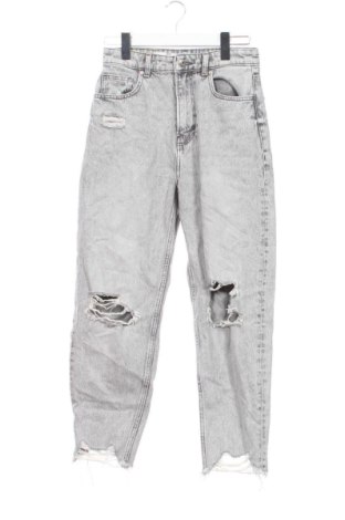 Dámske džínsy  Bershka, Veľkosť XS, Farba Sivá, Cena  17,95 €