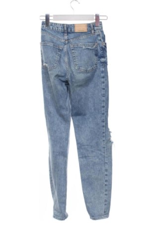 Дамски дънки Bershka, Размер XXS, Цвят Син, Цена 15,00 €
