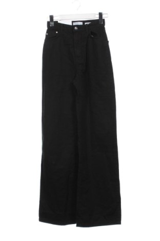 Дамски дънки Bershka, Размер XXS, Цвят Черен, Цена 24,03 €