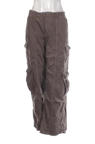 Blugi de femei Bershka, Mărime L, Culoare Maro, Preț 91,99 Lei