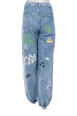 Дамски дънки Bershka, Размер L, Цвят Син, Цена 15,00 €