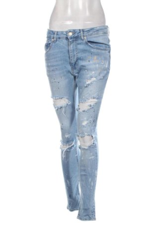 Дамски дънки Bershka, Размер M, Цвят Многоцветен, Цена 15,33 €