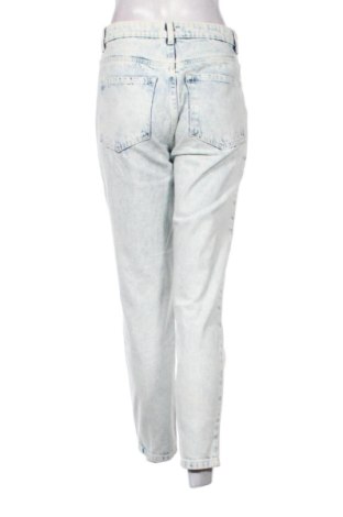 Blugi de femei Bershka, Mărime S, Culoare Albastru, Preț 78,20 Lei