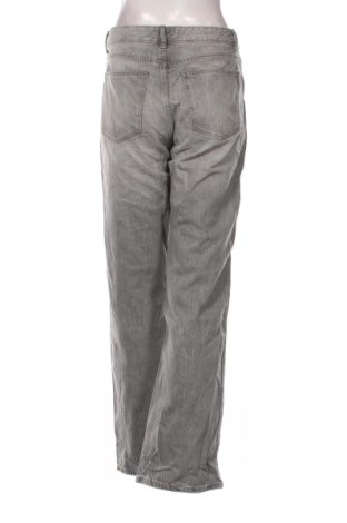 Дамски дънки Bershka, Размер L, Цвят Сив, Цена 24,03 €