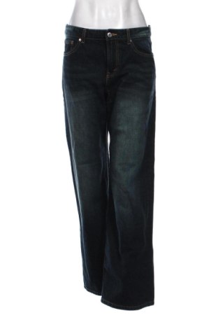 Damen Jeans Bershka, Größe M, Farbe Blau, Preis 27,68 €