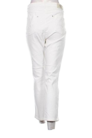 Dámske džínsy  Brax, Veľkosť XL, Farba Biela, Cena  45,95 €