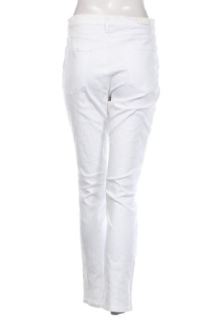 Damen Jeans Brax, Größe L, Farbe Weiß, Preis 49,99 €