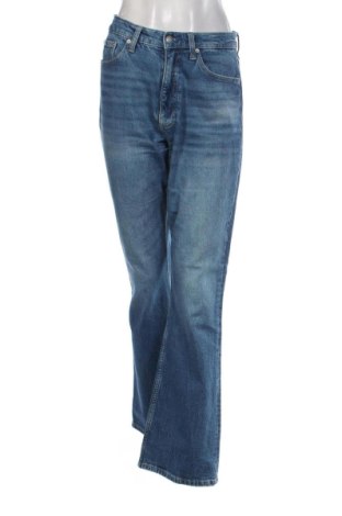 Damskie jeansy Calvin Klein Jeans, Rozmiar M, Kolor Niebieski, Cena 186,04 zł