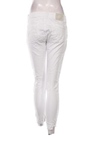 Дамски дънки Cartoon, Размер S, Цвят Бял, Цена 15,33 €
