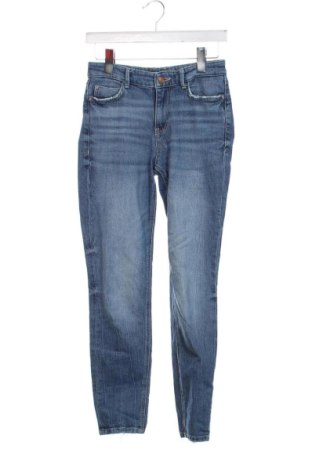 Дамски дънки Guess, Размер S, Цвят Син, Цена 38,00 €