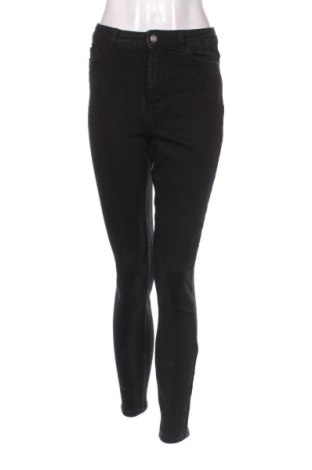 Dámske džínsy  Pieces, Veľkosť M, Farba Čierna, Cena  17,00 €