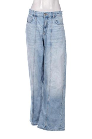 Дамски дънки Pull&Bear, Размер L, Цвят Син, Цена 15,00 €