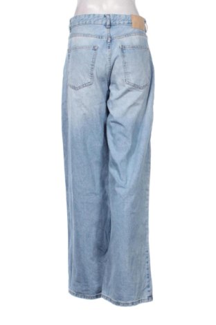 Дамски дънки Pull&Bear, Размер L, Цвят Син, Цена 15,00 €