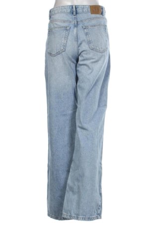 Damskie jeansy Pull&Bear, Rozmiar S, Kolor Niebieski, Cena 79,15 zł