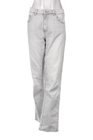 Damskie jeansy Reserved, Rozmiar M, Kolor Szary, Cena 80,38 zł
