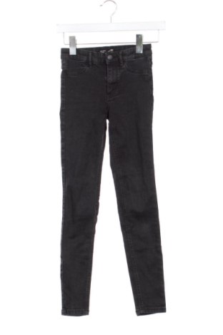 Дамски дънки Sinsay, Размер XXS, Цвят Черен, Цена 14,74 €