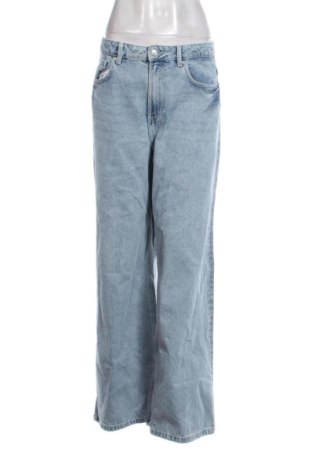 Blugi de femei Sinsay, Mărime M, Culoare Albastru, Preț 71,99 Lei