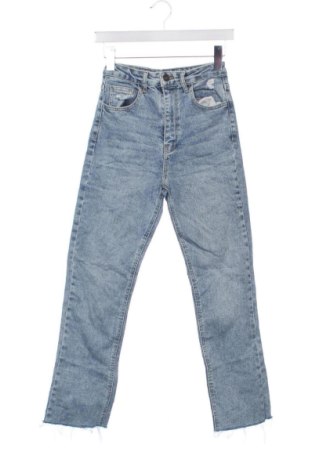 Dámske džínsy  Stradivarius, Veľkosť XS, Farba Modrá, Cena  17,95 €