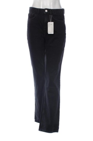 Dámske džínsy  Stradivarius, Veľkosť M, Farba Čierna, Cena  23,59 €