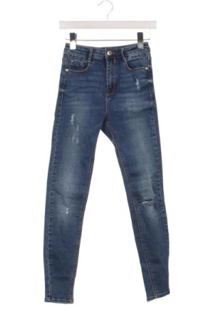 Damskie jeansy Stradivarius, Rozmiar XS, Kolor Niebieski, Cena 78,99 zł