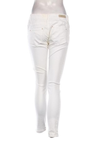 Damen Jeans Stradivarius, Größe L, Farbe Weiß, Preis € 14,77