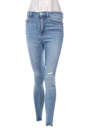 Дамски дънки Stradivarius, Размер S, Цвят Син, Цена 15,00 €