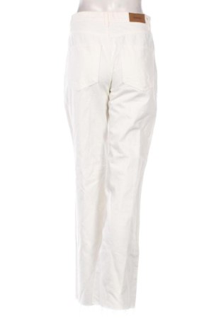 Dámske džínsy  Stradivarius, Veľkosť M, Farba Biela, Cena  12,13 €