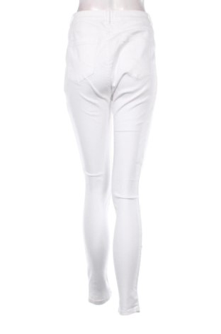 Дамски дънки Terranova, Размер L, Цвят Бял, Цена 15,00 €