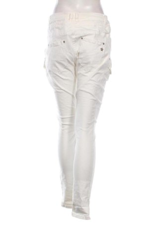 Dámske džínsy  Unbranded, Veľkosť XL, Farba Biela, Cena  17,95 €
