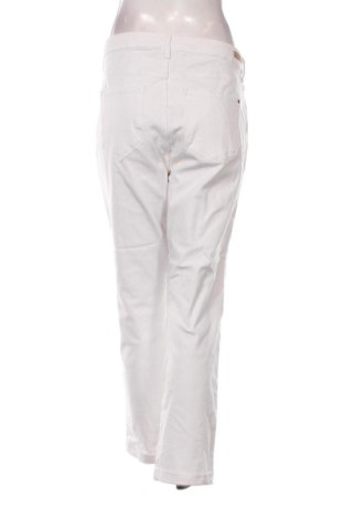 Damen Jeans Yessica, Größe XXL, Farbe Weiß, Preis 19,99 €