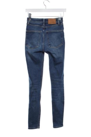 Blugi de femei Zara, Mărime XS, Culoare Albastru, Preț 72,00 Lei