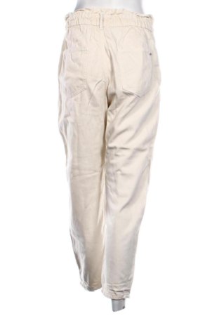 Дамски дънки Zara, Размер S, Цвят Бежов, Цена 17,06 €