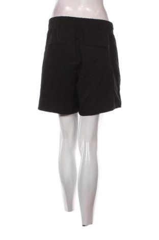 Дамски къс панталон Amisu, Размер XL, Цвят Черен, Цена 10,22 €