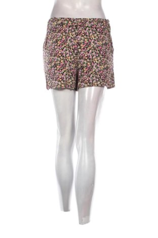 Damskie szorty Beloved, Rozmiar M, Kolor Kolorowy, Cena 53,58 zł