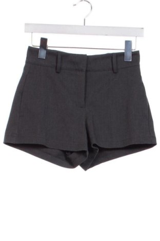 Дамски къс панталон Bershka, Размер XS, Цвят Сив, Цена 10,00 €
