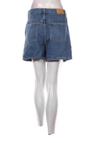 Dámske kraťasy  Bershka, Veľkosť M, Farba Modrá, Cena  8,95 €