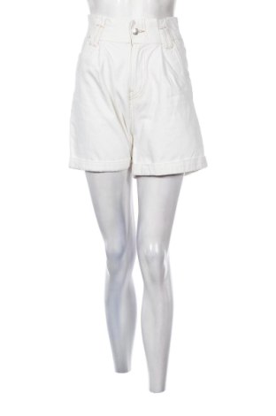 Дамски къс панталон Bershka, Размер S, Цвят Бял, Цена 10,00 €