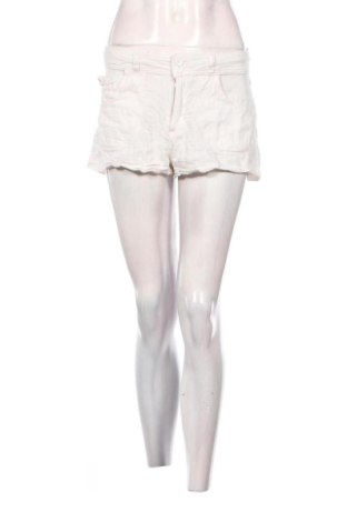 Dámské kraťasy  Bershka, Velikost M, Barva Bílá, Cena  283,00 Kč