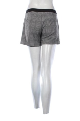 Damen Shorts Blush, Größe M, Farbe Mehrfarbig, Preis 22,99 €