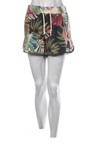Γυναικείο κοντό παντελόνι C&A, Μέγεθος L, Χρώμα Πολύχρωμο, Τιμή 6,99 €