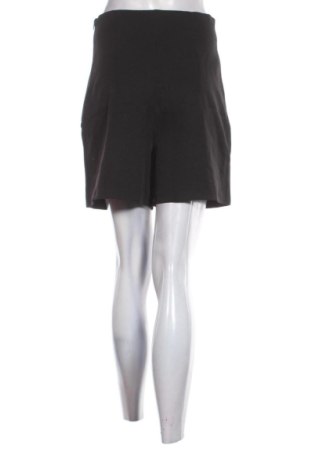 Dámské kraťasy  Dorothy Perkins, Velikost M, Barva Černá, Cena  794,00 Kč