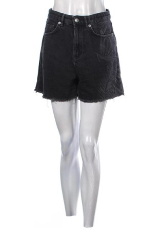 Дамски къс панталон Guess, Размер S, Цвят Черен, Цена 23,00 €