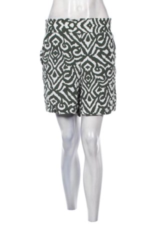 Дамски къс панталон LC Waikiki, Размер S, Цвят Многоцветен, Цена 20,00 €