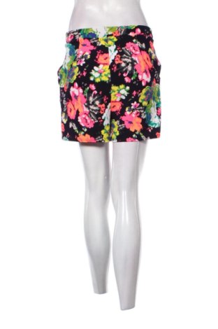 Damen Shorts Lustre, Größe M, Farbe Mehrfarbig, Preis 10,00 €