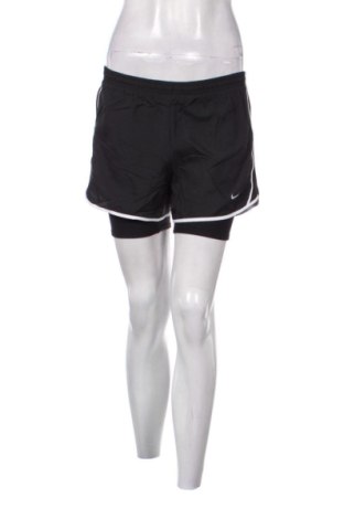 Pantaloni scurți de femei Nike, Mărime M, Culoare Negru, Preț 130,12 Lei