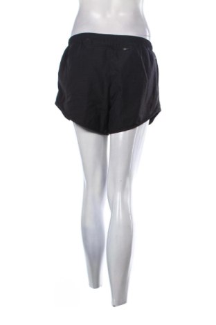 Дамски къс панталон Nike, Размер M, Цвят Черен, Цена 17,00 €