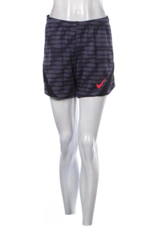 Дамски къс панталон Nike, Размер S, Цвят Многоцветен, Цена 17,00 €
