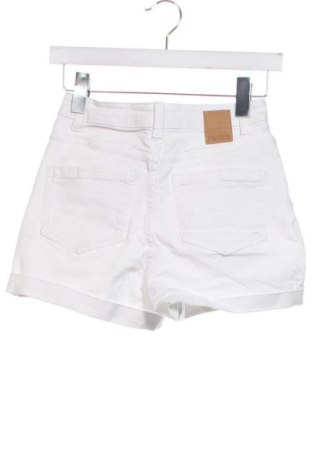 Damen Shorts Pieces, Größe XS, Farbe Weiß, Preis 10,00 €