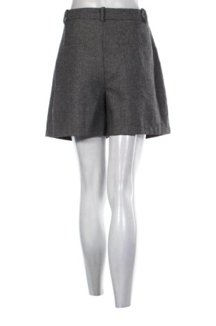 Дамски къс панталон Reserved, Размер L, Цвят Многоцветен, Цена 16,00 €